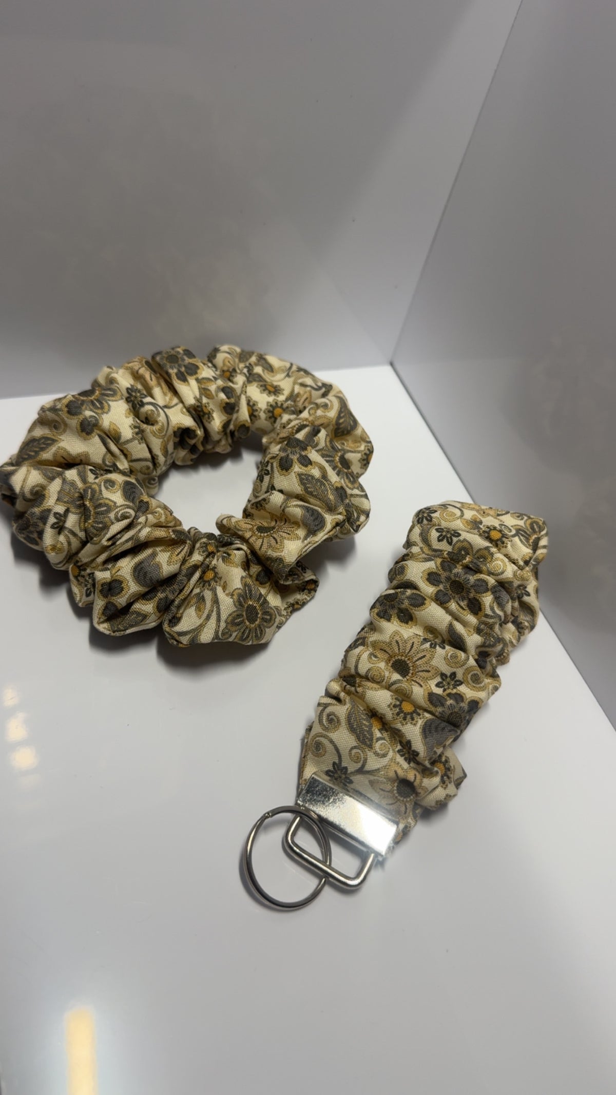 Scrunchie + keyring