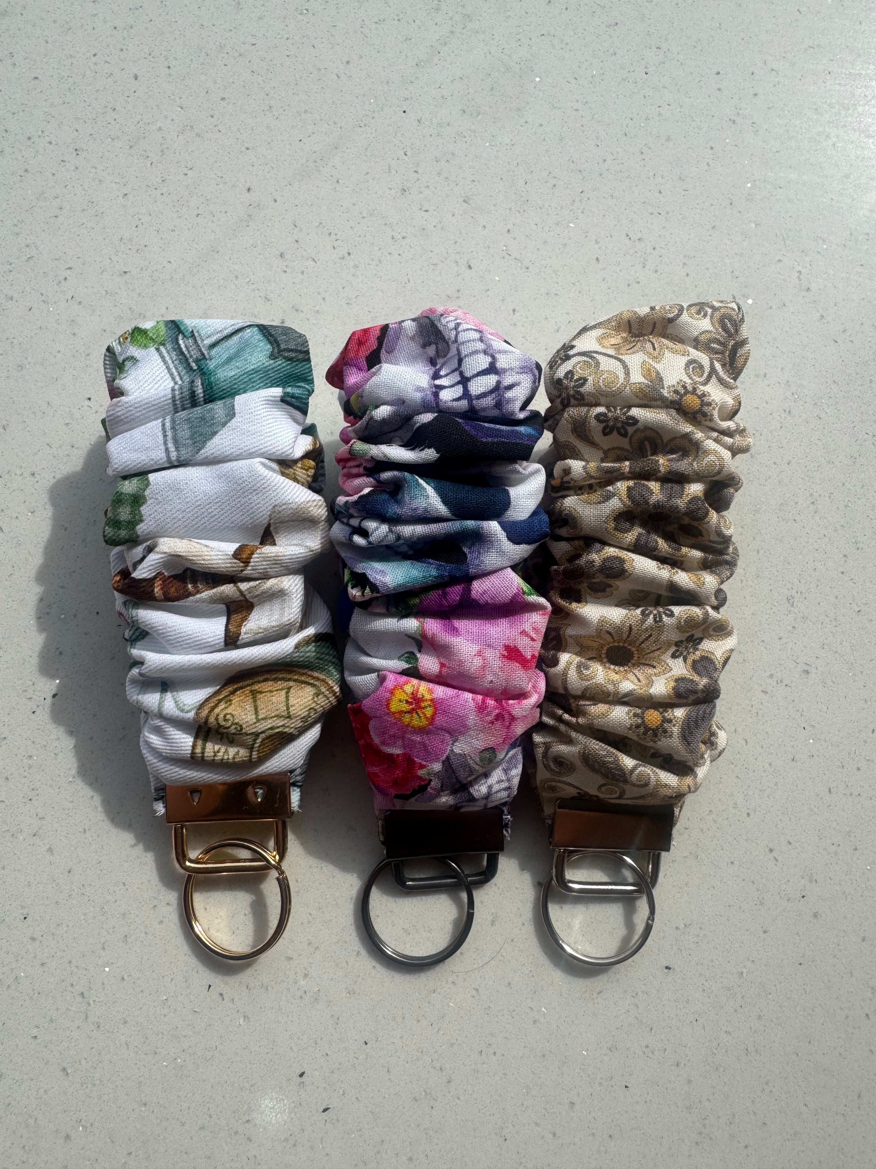 Custom choice Scrunchie Keyring